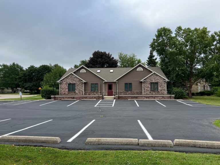 a building at north randall ave in janesville